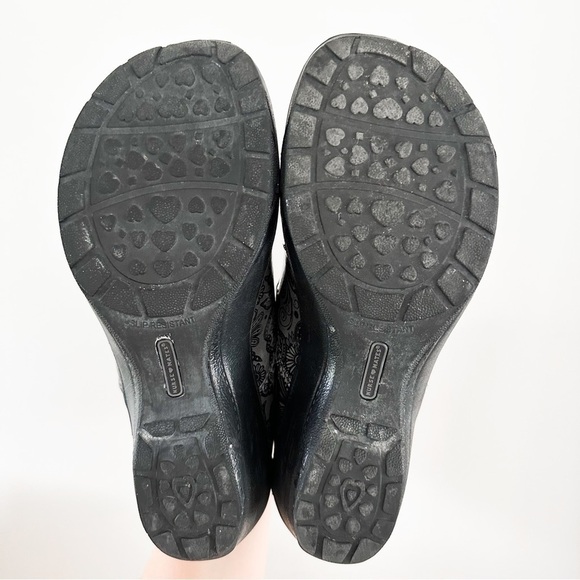 Nurse Mates Women's Bryar Black Gray Paisley Patent sz 8.5 - Picture 11 of 11